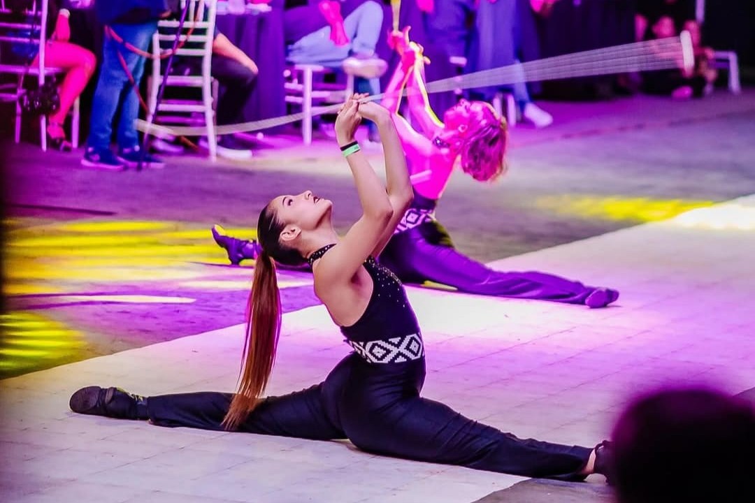 A los 16 años, Avril Balbuena enseña tango a niños y sueña con llevar su pasión por el mundo