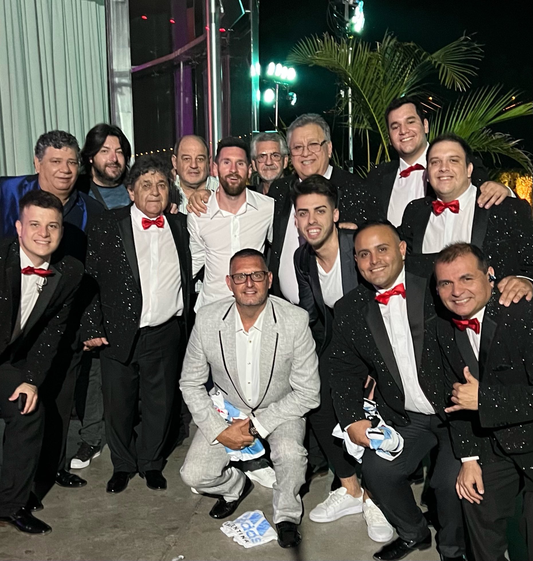 La Familia Messi al ritmo de Los Palmeras