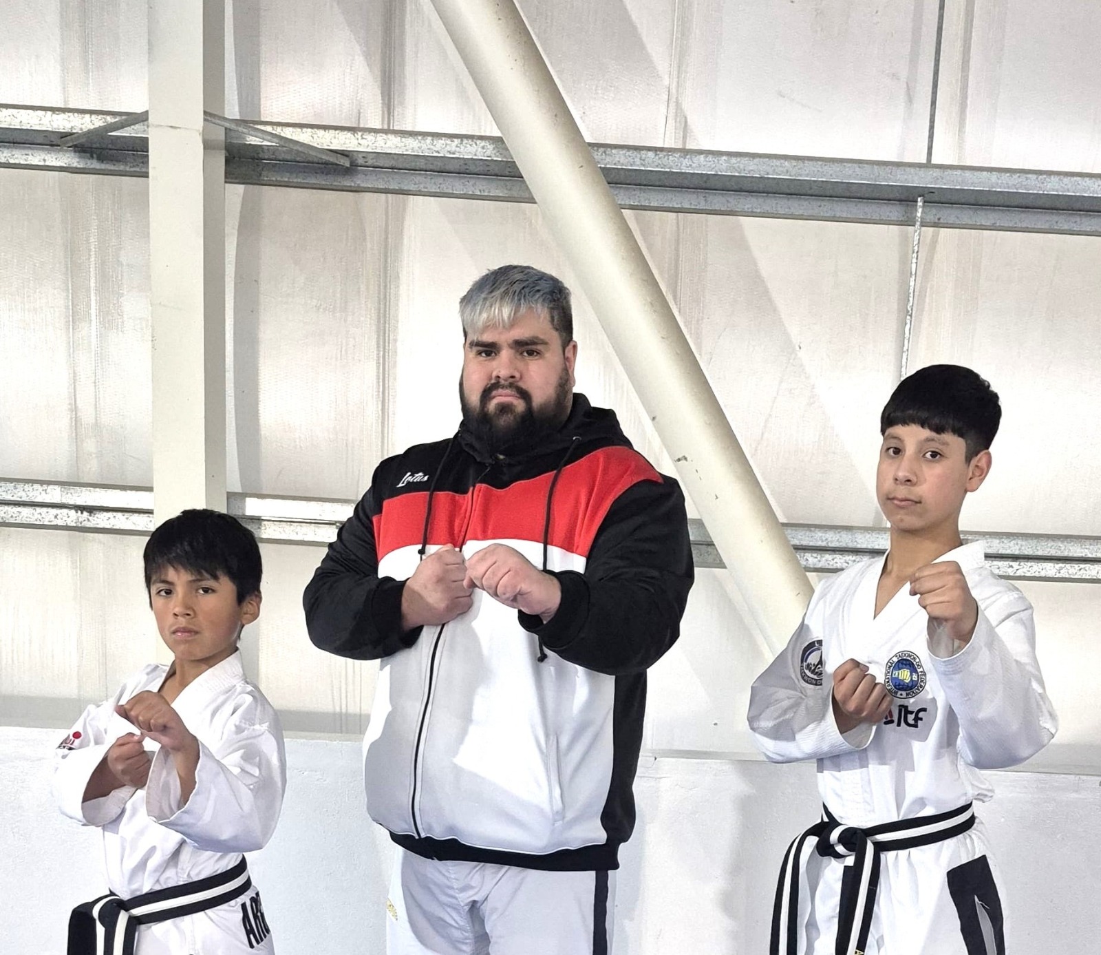 Comodorenses compiten en el Grand Prix de Taekwondo &quot;The Devil Open&quot; 2025