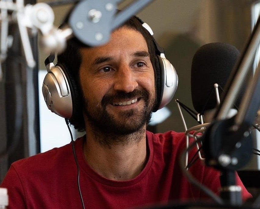 Nico Mulet: el periodista que lleva al fútbol y al barrio en el corazón