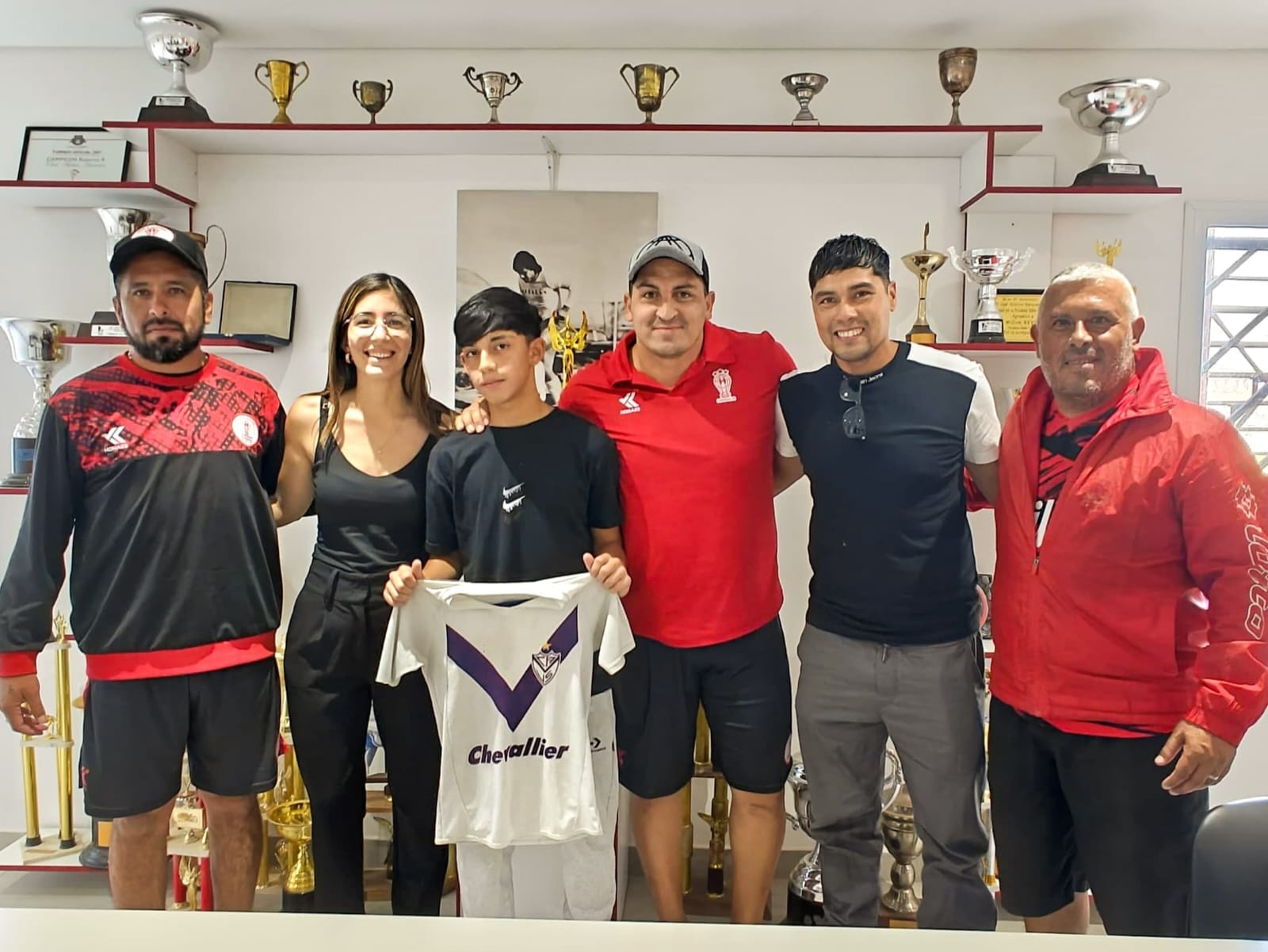 Otro jugador de las inferiores de Huracán jugará en fútbol AFA