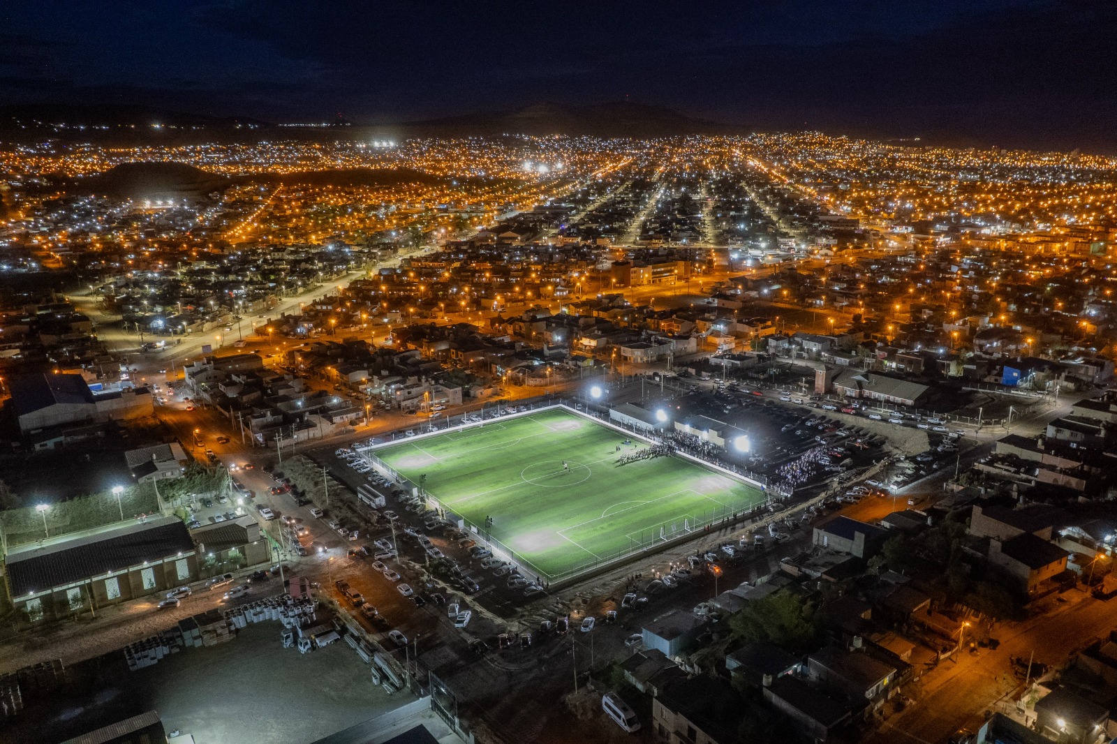 El Municipio fortalece el deporte barrial con nueva cancha y luminarias en Nueva Generación