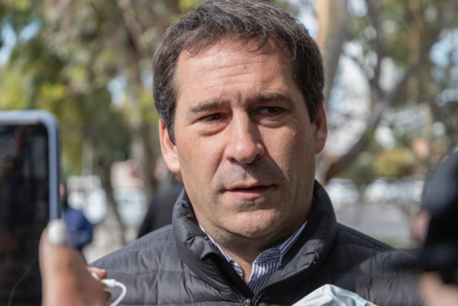 Luque acusa al gobernador Torres de usar recursos públicos para intervenir en la interna peronista a través de un portal