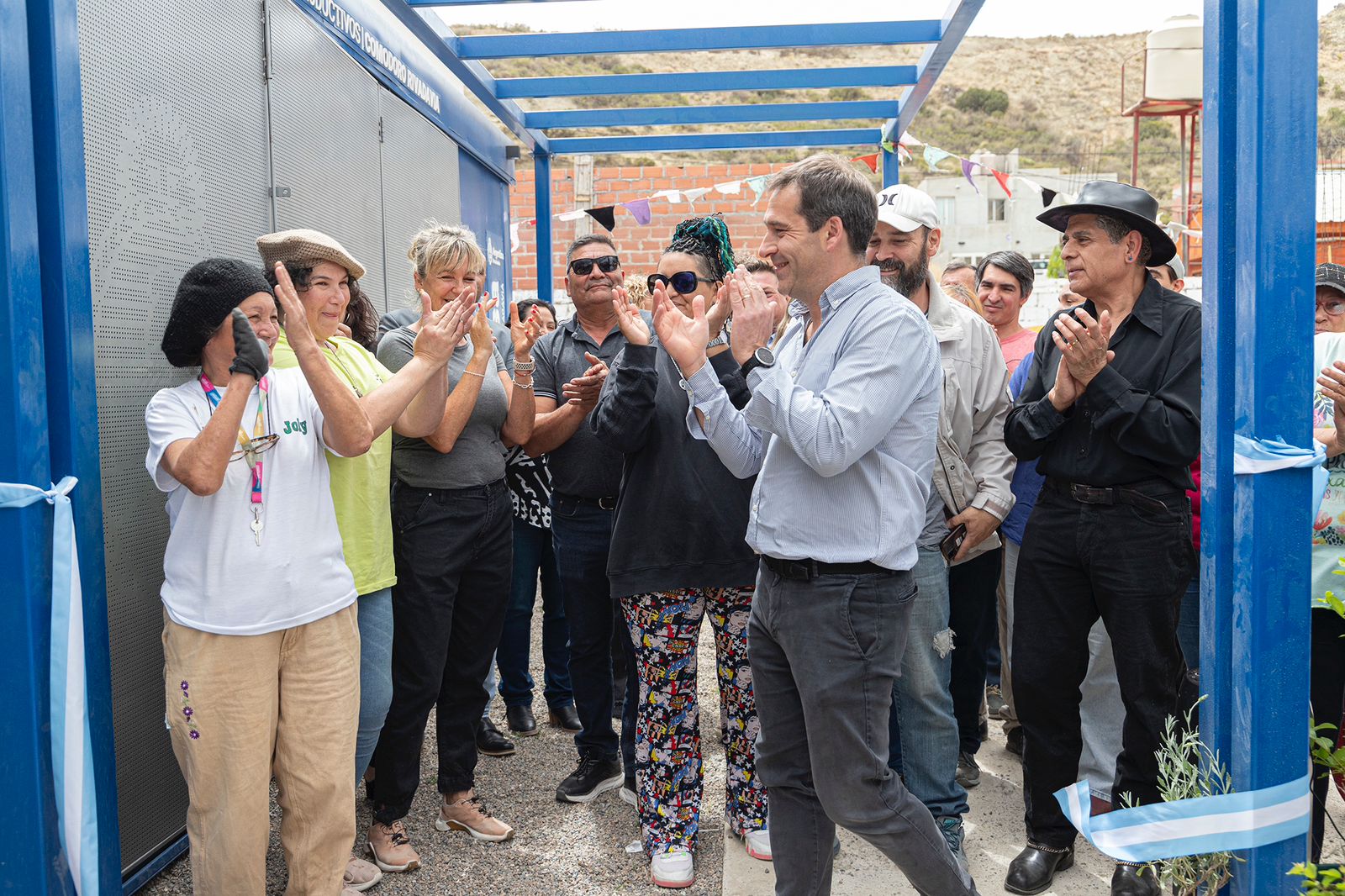 Se inauguró una despensa con productos locales y regionales en Barrio Saavedra