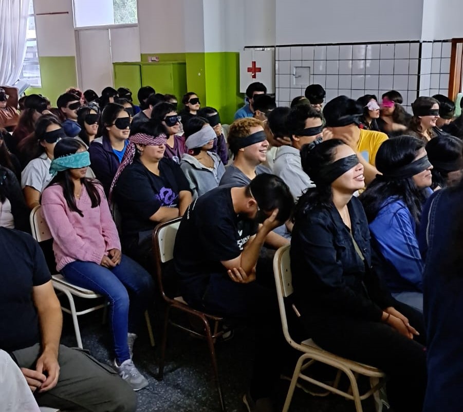 Comodoro participó en Esquel con el cine audiodescriptivo