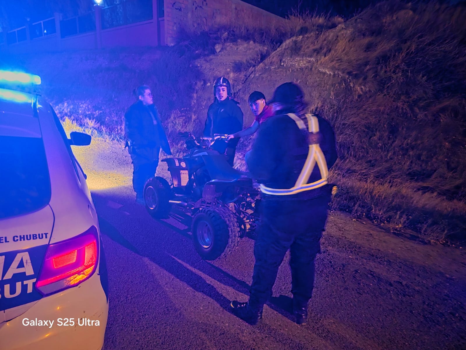 Interceptan cuatriciclo sin documentación en control policial nocturno
