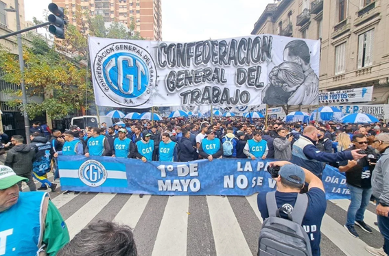 La CGT marchará el 30 de abril por el Día del Trabajador y convoca a gobernadores peronistas