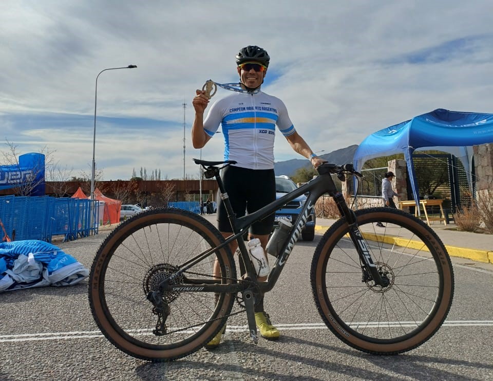 Martín Bravo se consagró en el Abierto Argentino de XCO en San Luis
