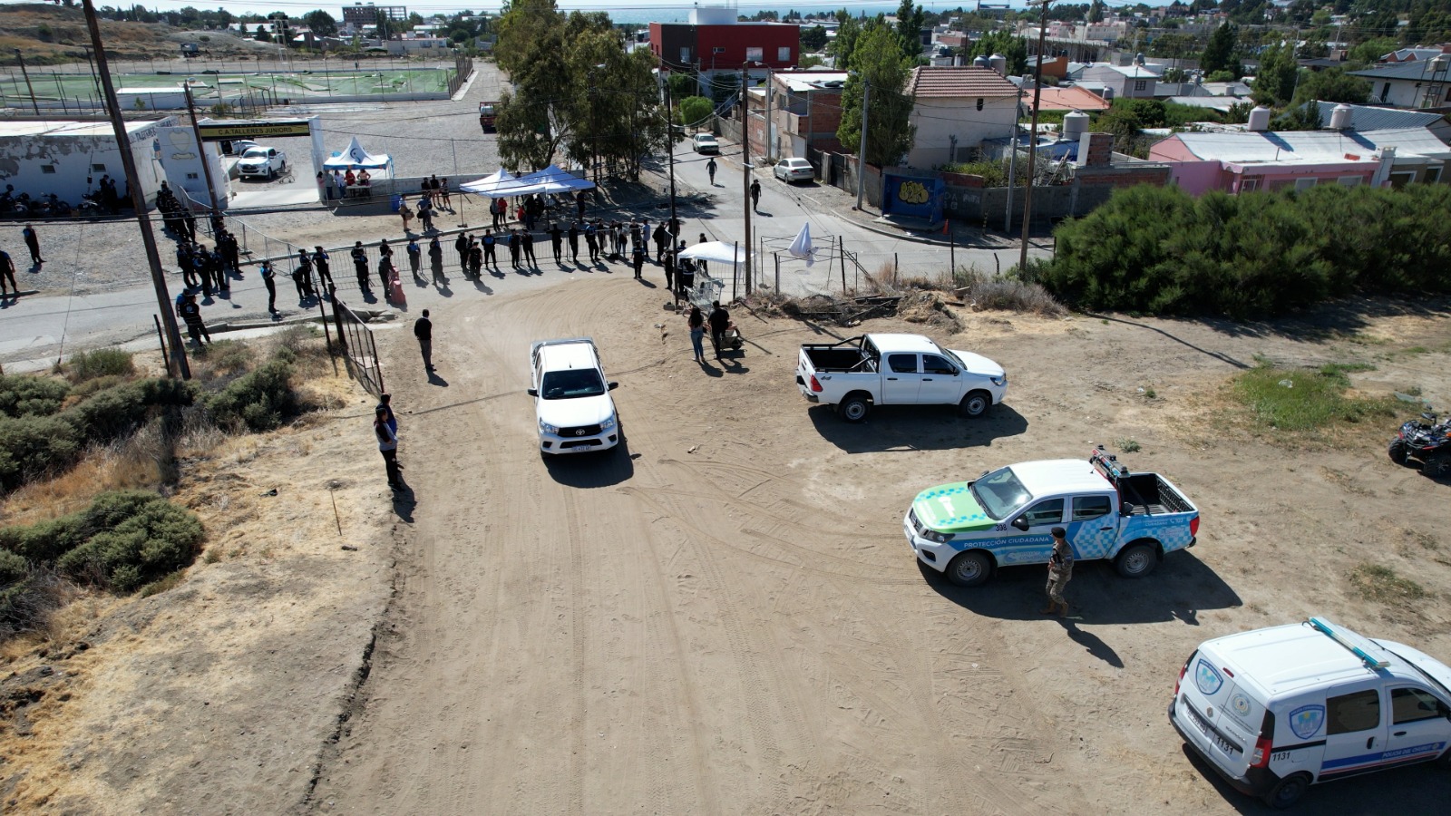 Se habilitaron accesos controlados para que los vecinos de Sismográfica retiren sus pertenencias con seguridad